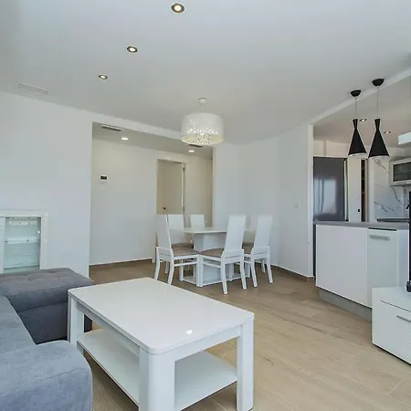 Apartment 076 Modern Seaside Style-alicante *